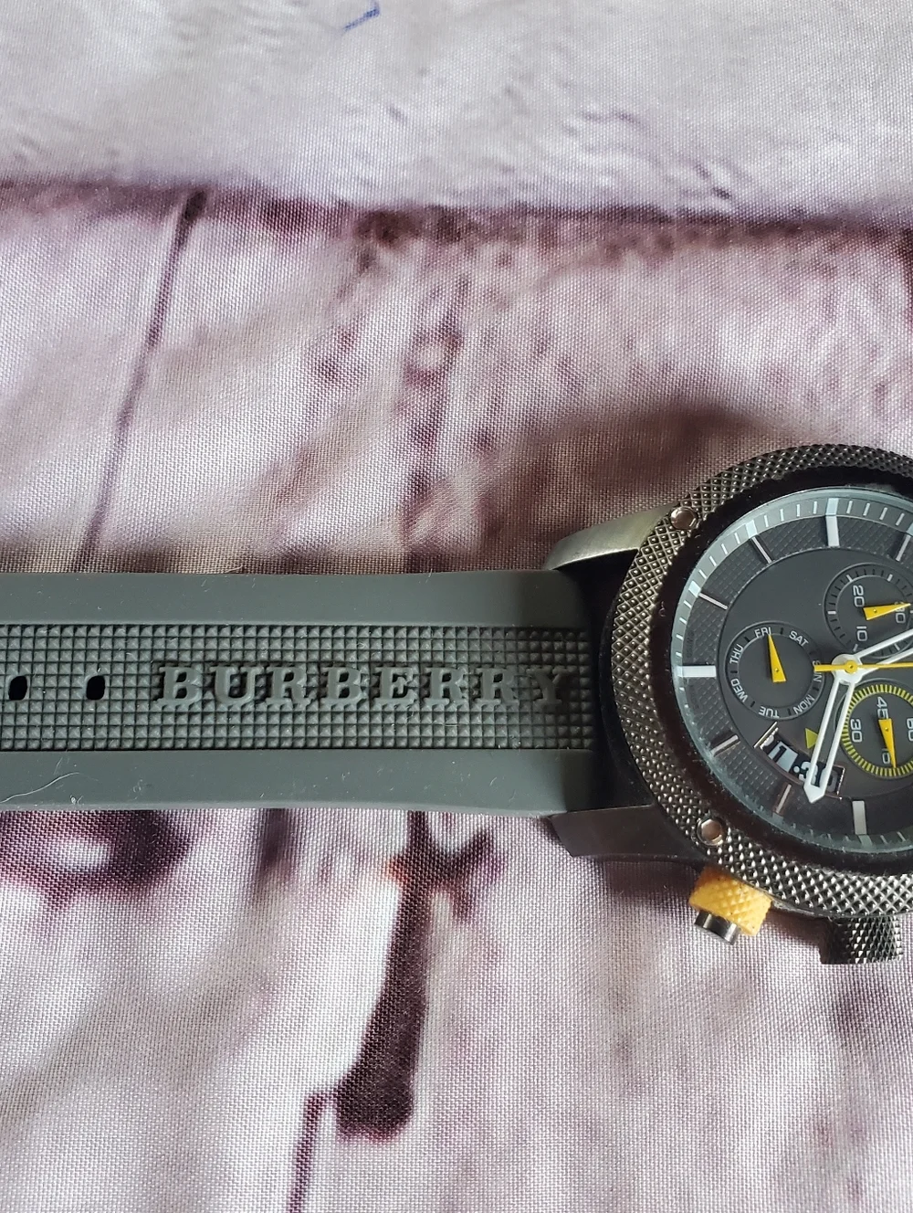 Burberry Sport Endurance Chronograph Watch Gray. For Parts - Picture 2 of 11